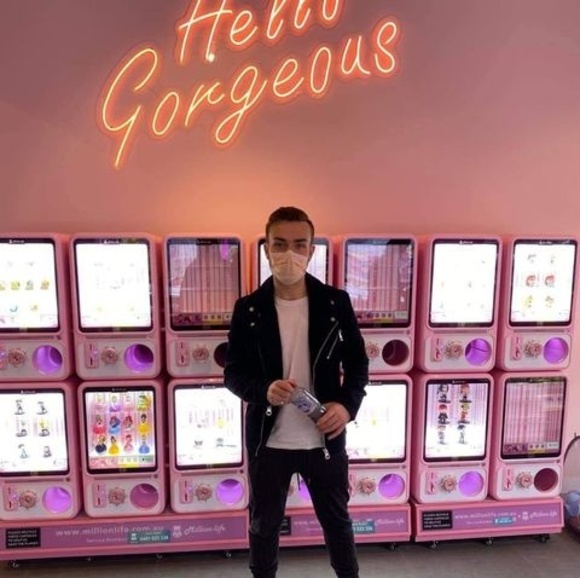 Meet your Posher, Luke - Picture 1 of 1